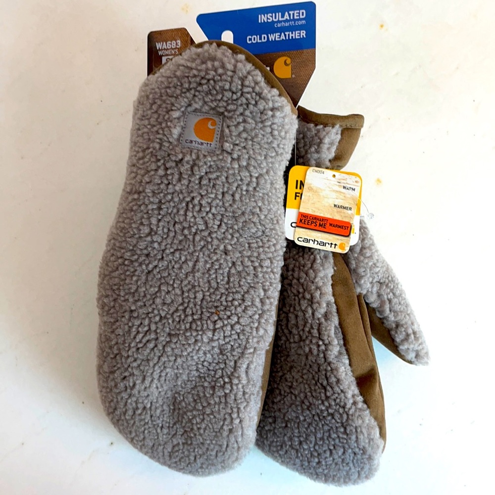 NWT Carhart Insulated Sherpa Mitt. Womens Small.